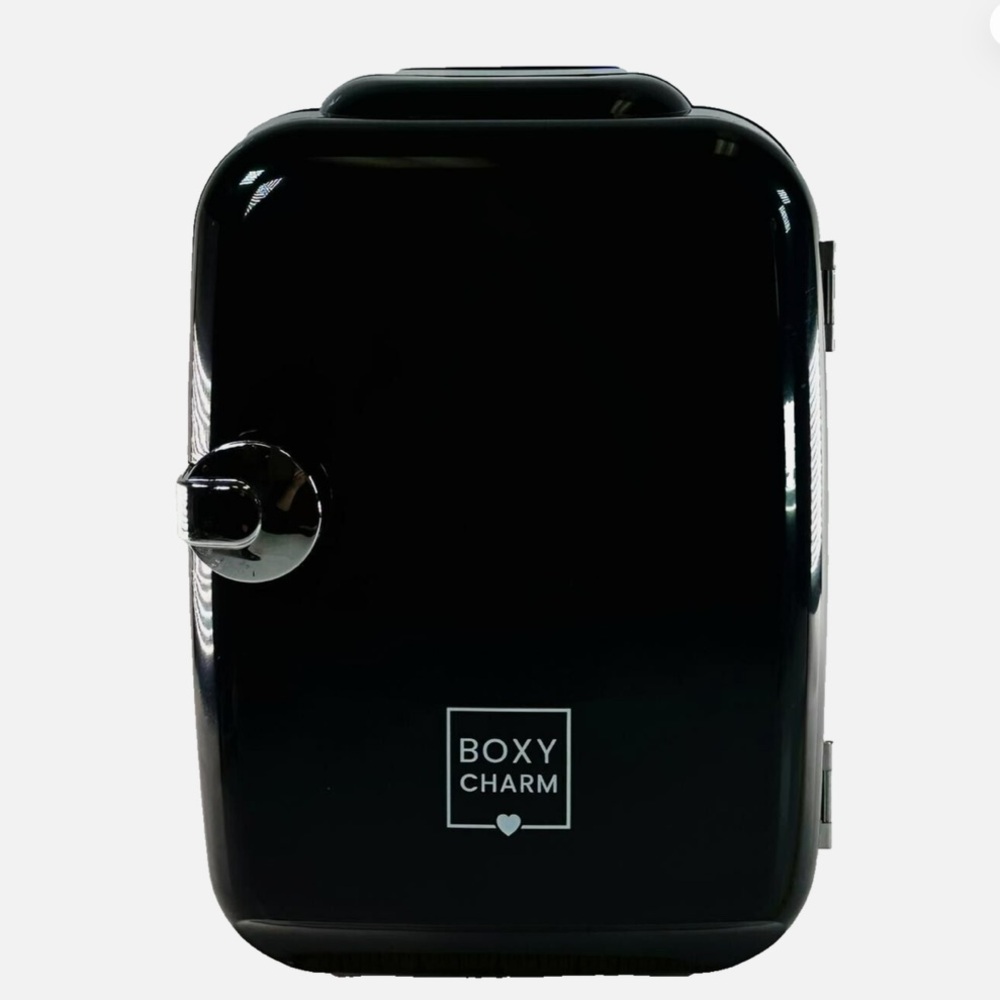 Boxycharm Mini Thermoelectric Cooler & Warmer Make Up Fridge, Black, Capacity 4L